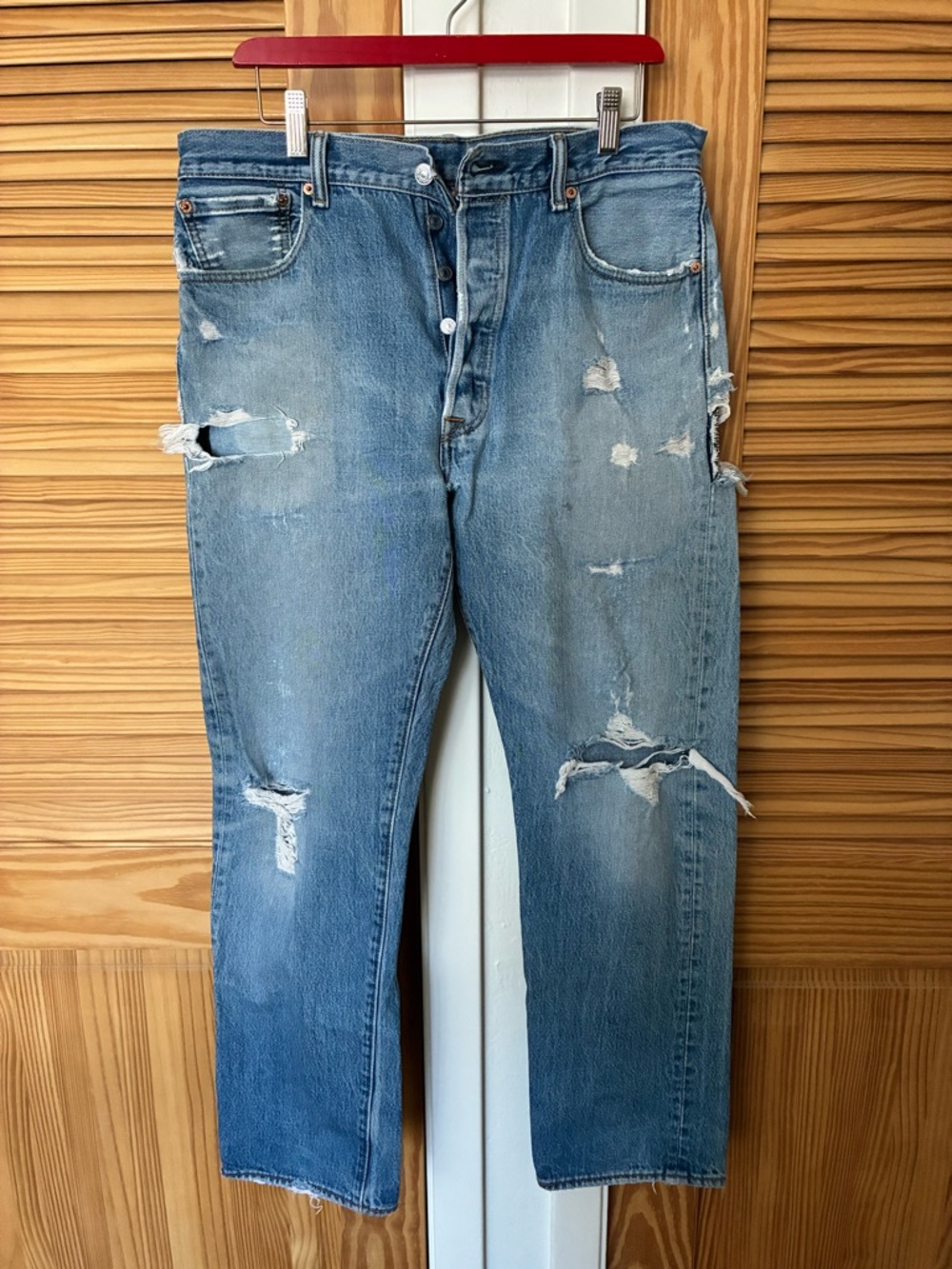 Levi's Light Blue Distressed Straight Jeans w 36 l 34